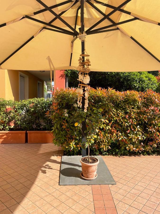 Ferretti Residence Garda Palace Peschiera del Garda Exterior foto
